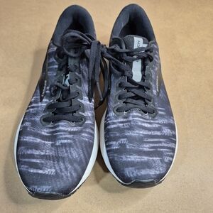 Brooks Launch 7 Women's Black and Gray Sneakers 709/2021